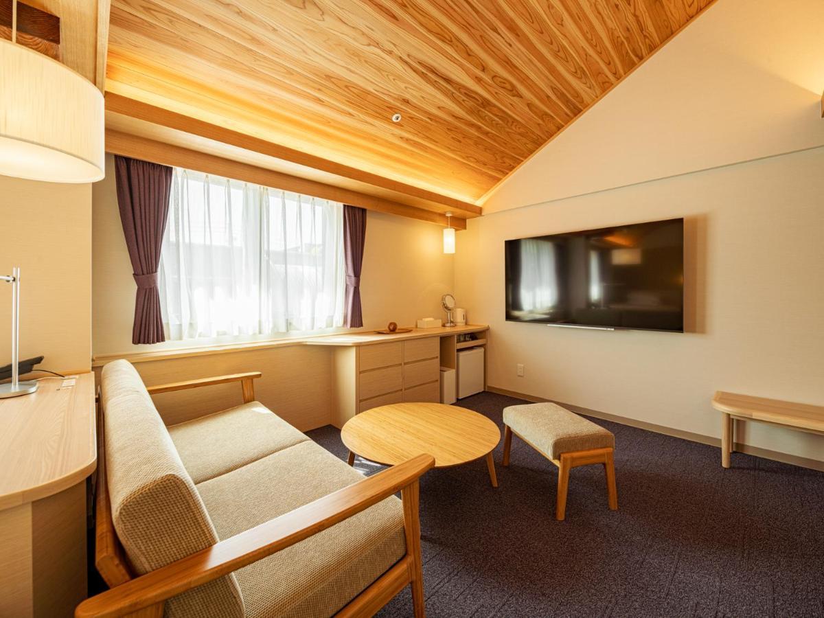 Kurashiki Ivy Square Hotel Exterior photo