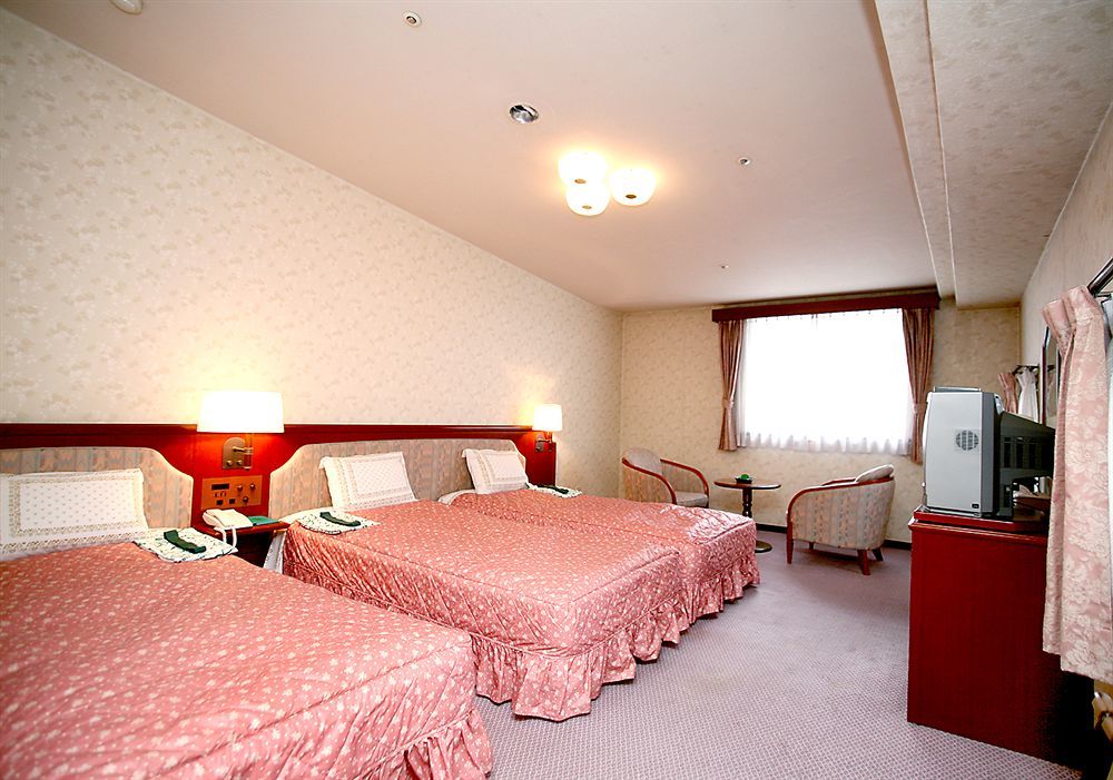 Kurashiki Ivy Square Hotel Exterior photo